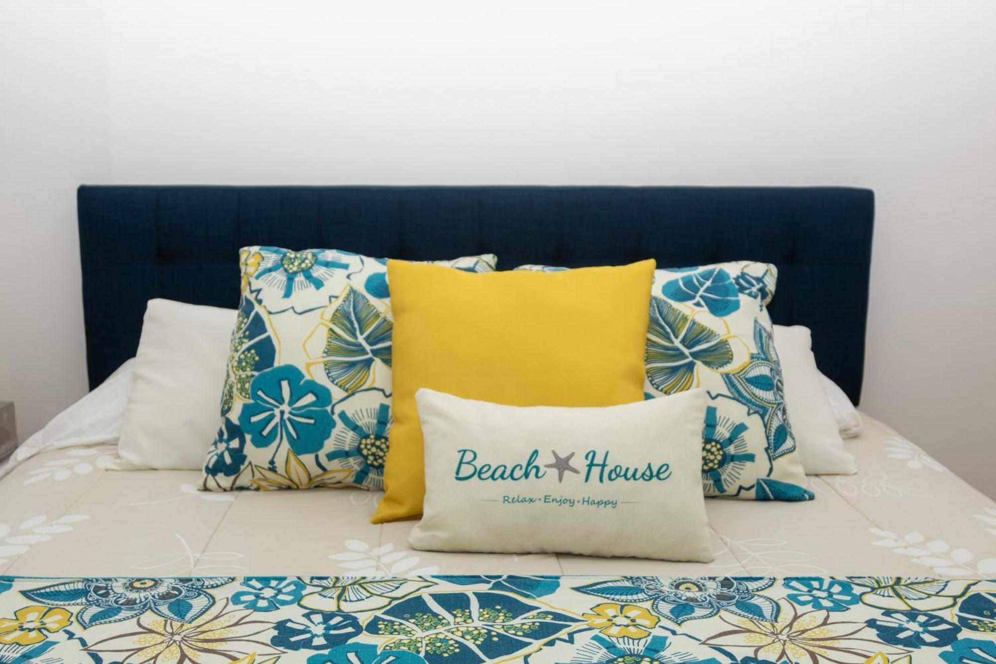 New! Cozy 1 Bedroom Condo- Gold Coast, Noord Aruba Palm Beach Exterior photo